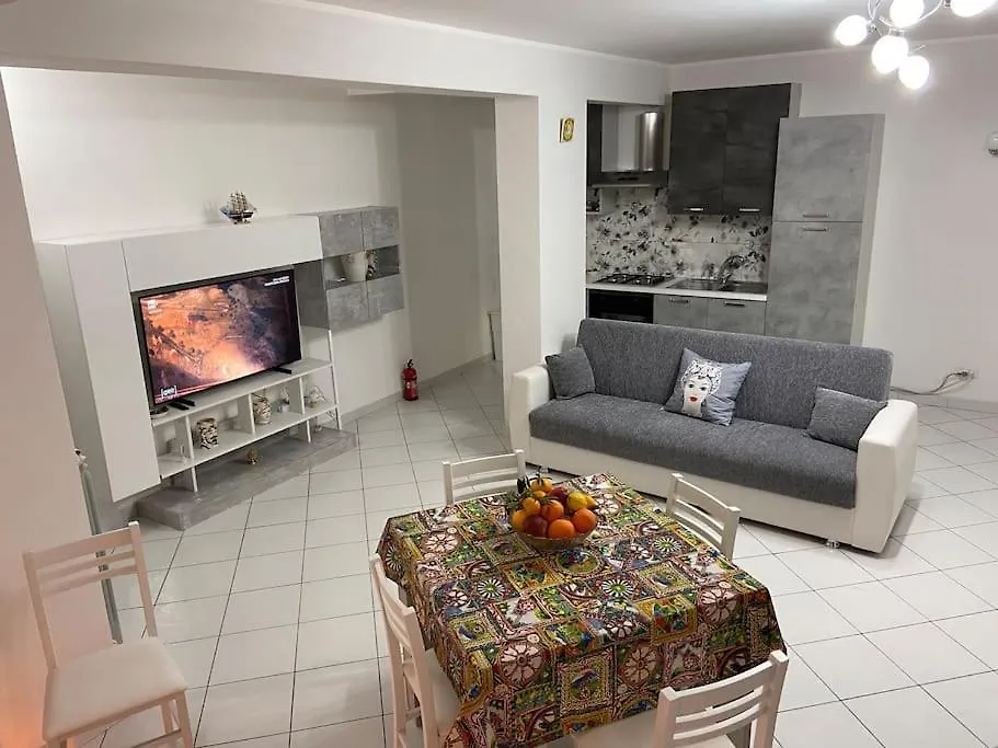 בית נופש קטאניה Home Pino Center~600 Mt Duomo Ct
