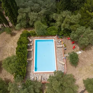 https://villa-i-tigli.it-tuscanyhotel.com